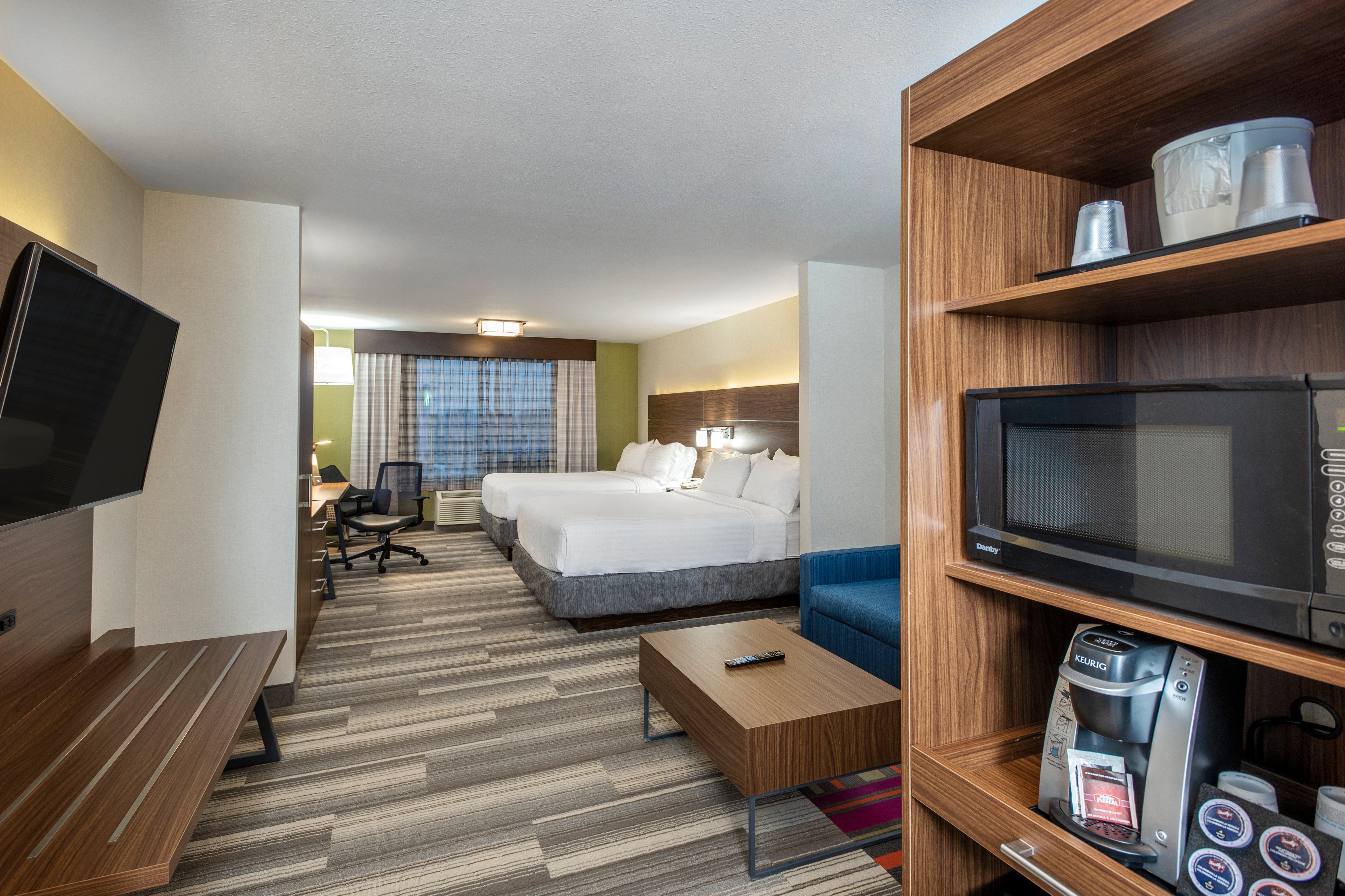 Holiday Inn Express & Suites Medicine Hat By Ihg Exterior foto